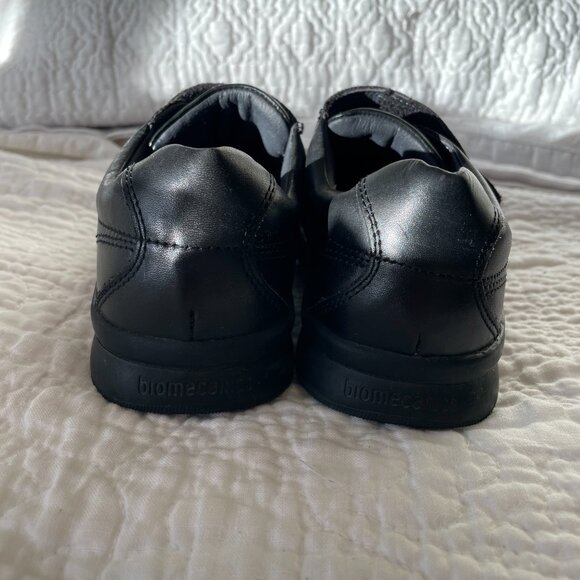 BIOMECHANICS Black Leather Shoes, School Uniform / Special Occasion, Sz 32 /US 1 - Picture 4 of 6